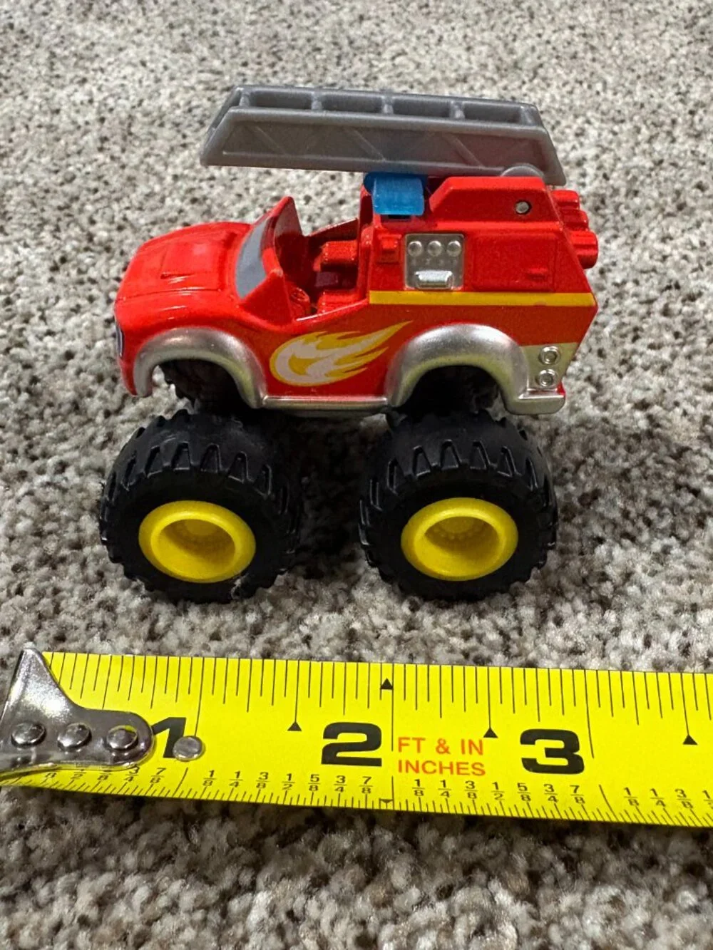 Blaze Monster Machines Fire Rescue Blaze Stripes GFD96 GFD97 Lot